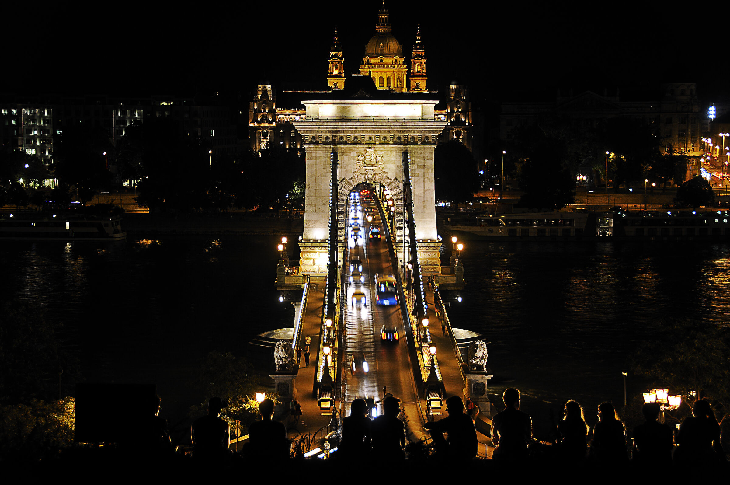 ungarn - budapest - night shots - viewpoint