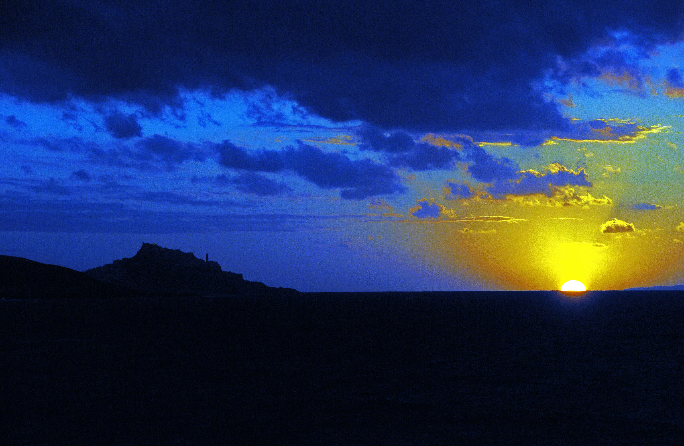 italien - sardinien - castelsardo -sonnenuntergang
