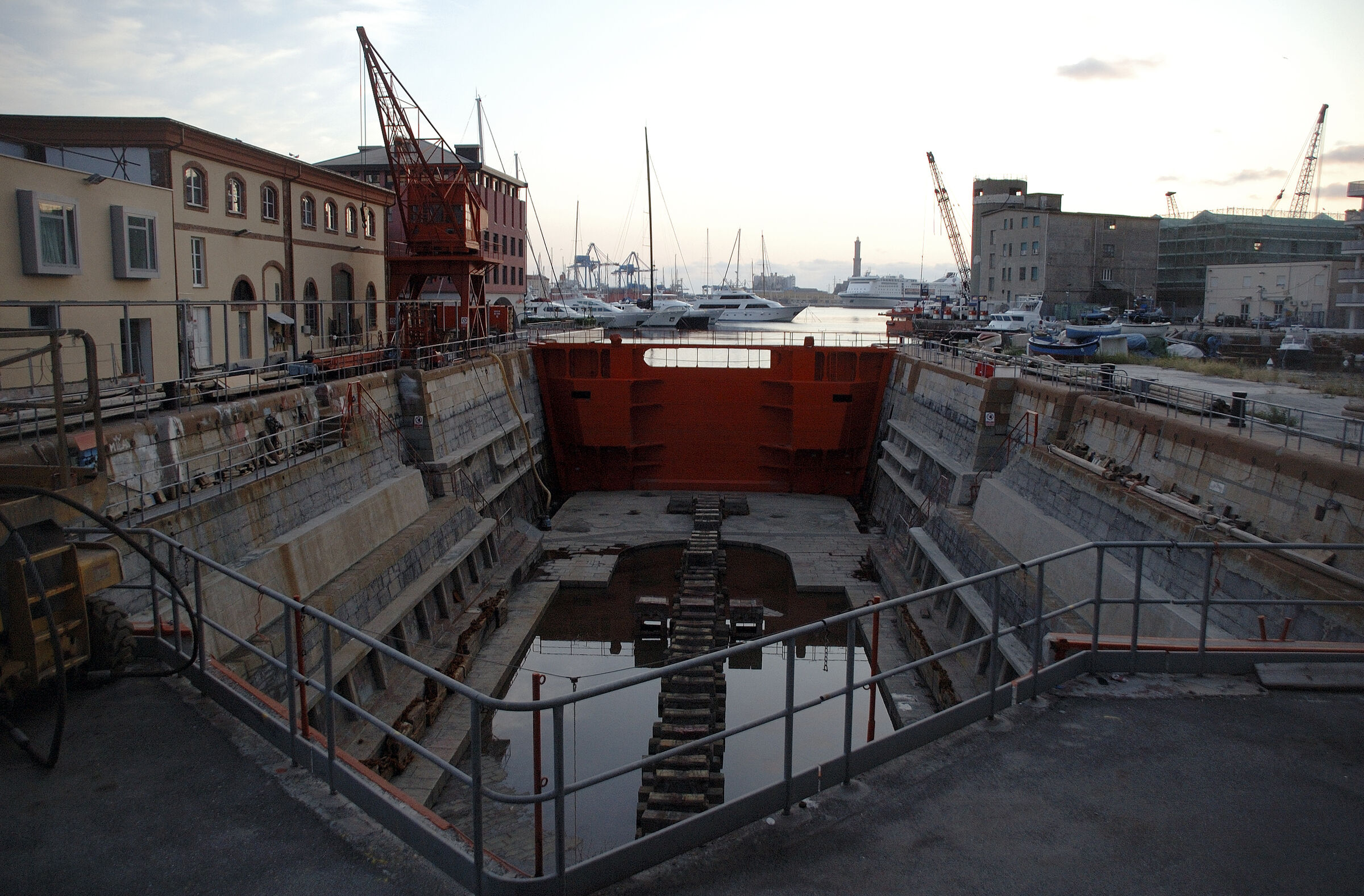 genua (8) - auf dem trockenen