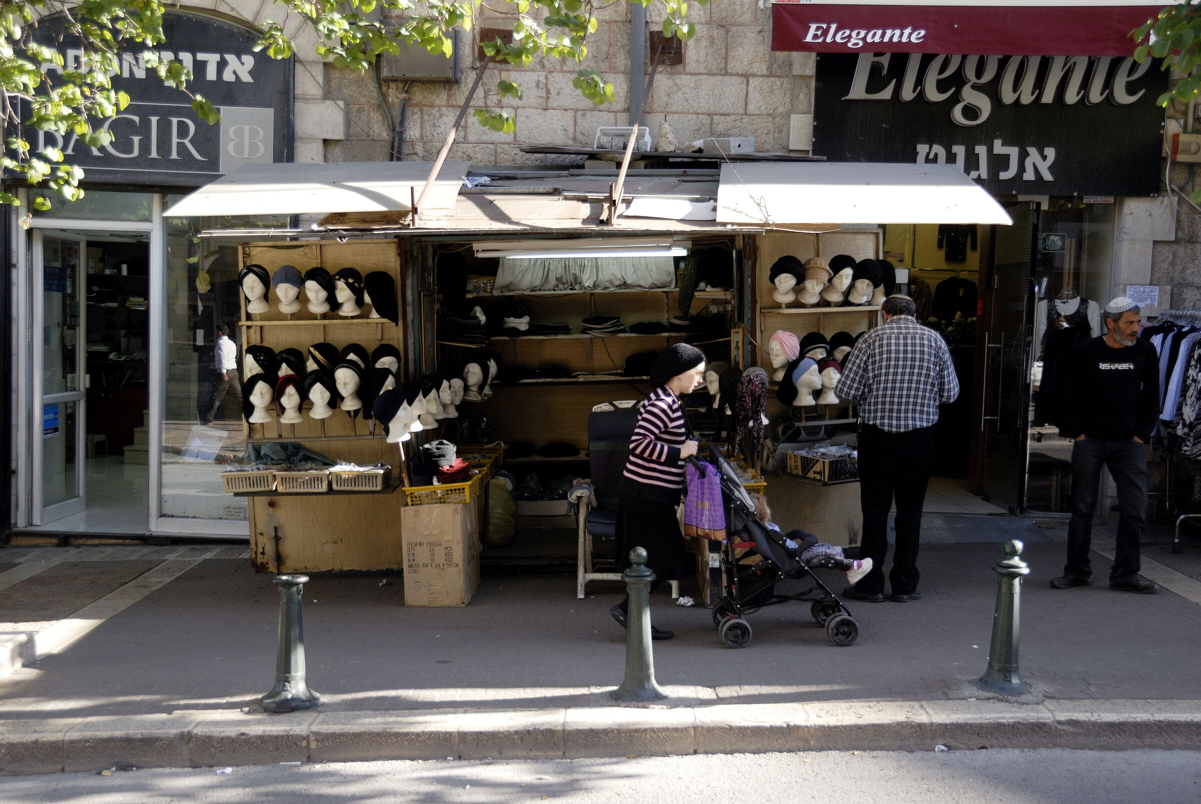israel – jerusalem - mea she´arim -  elegance