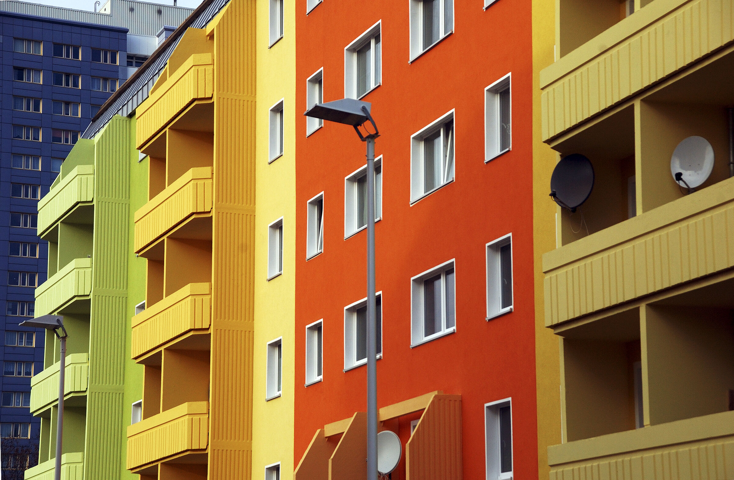 berlin – friedrichshain -platte bunt