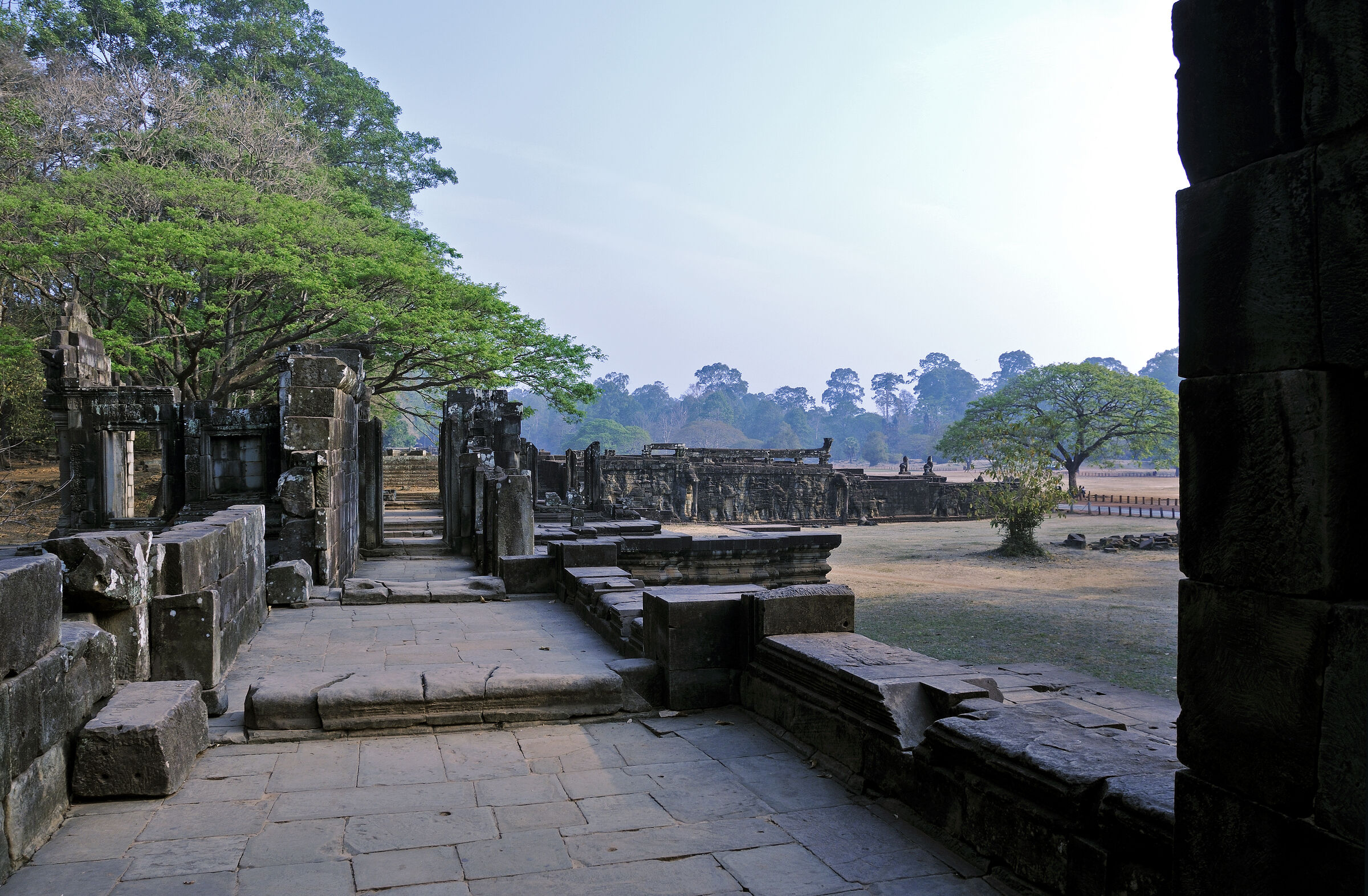 kambodscha - tempel von anghor - angkor thom - terrasse der elef