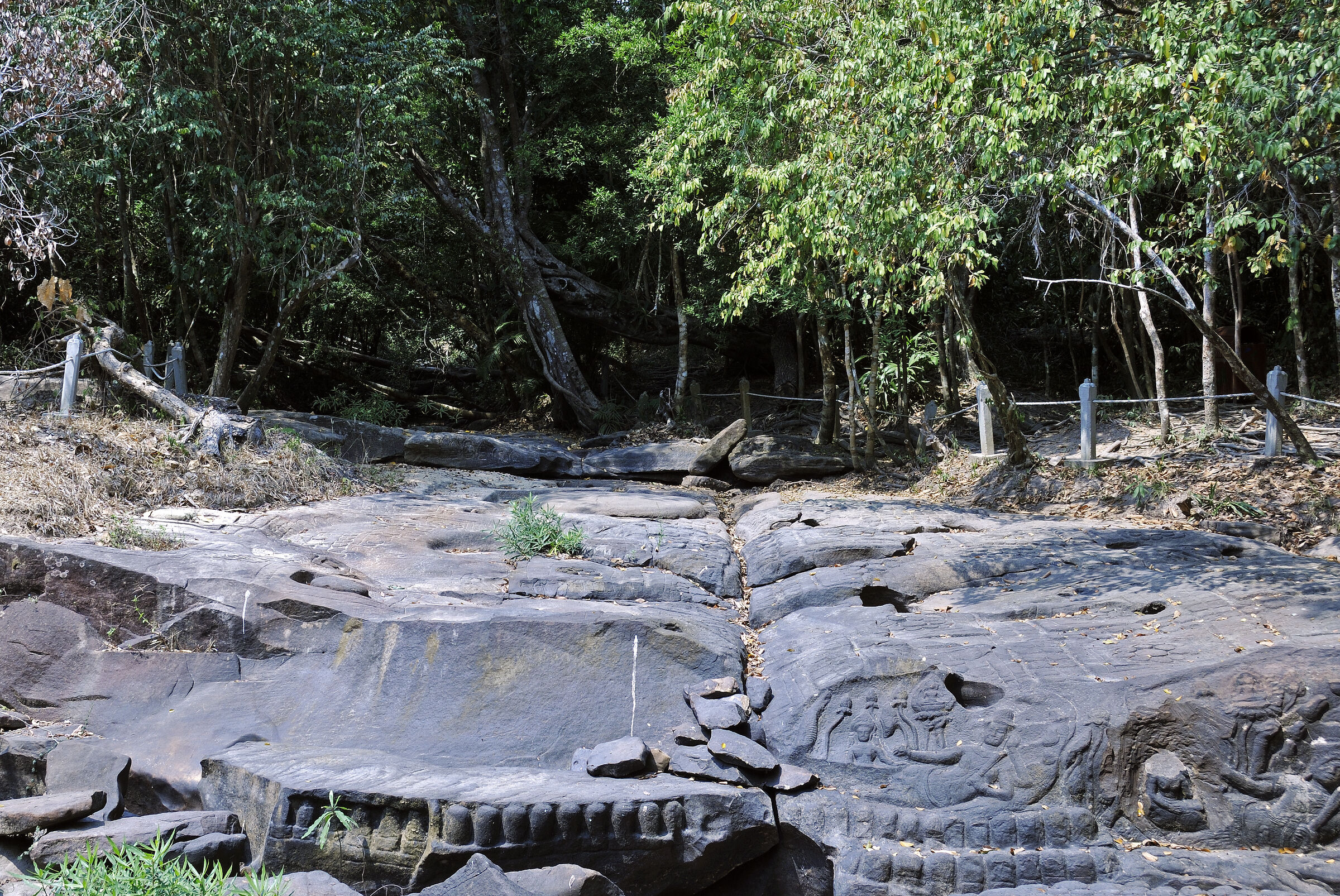 kambodscha - tempel von anghor -  kbal spean (03)