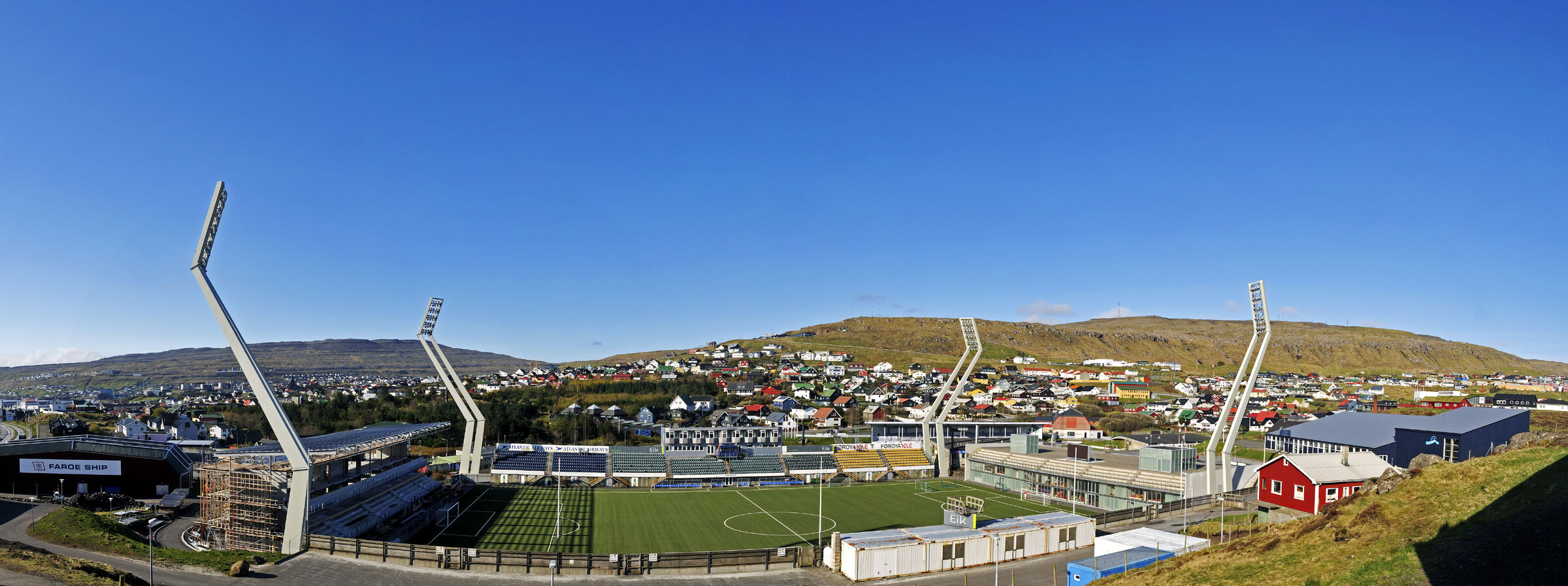 färöer inseln - thorshaven – tórsvøllur teilpanorama