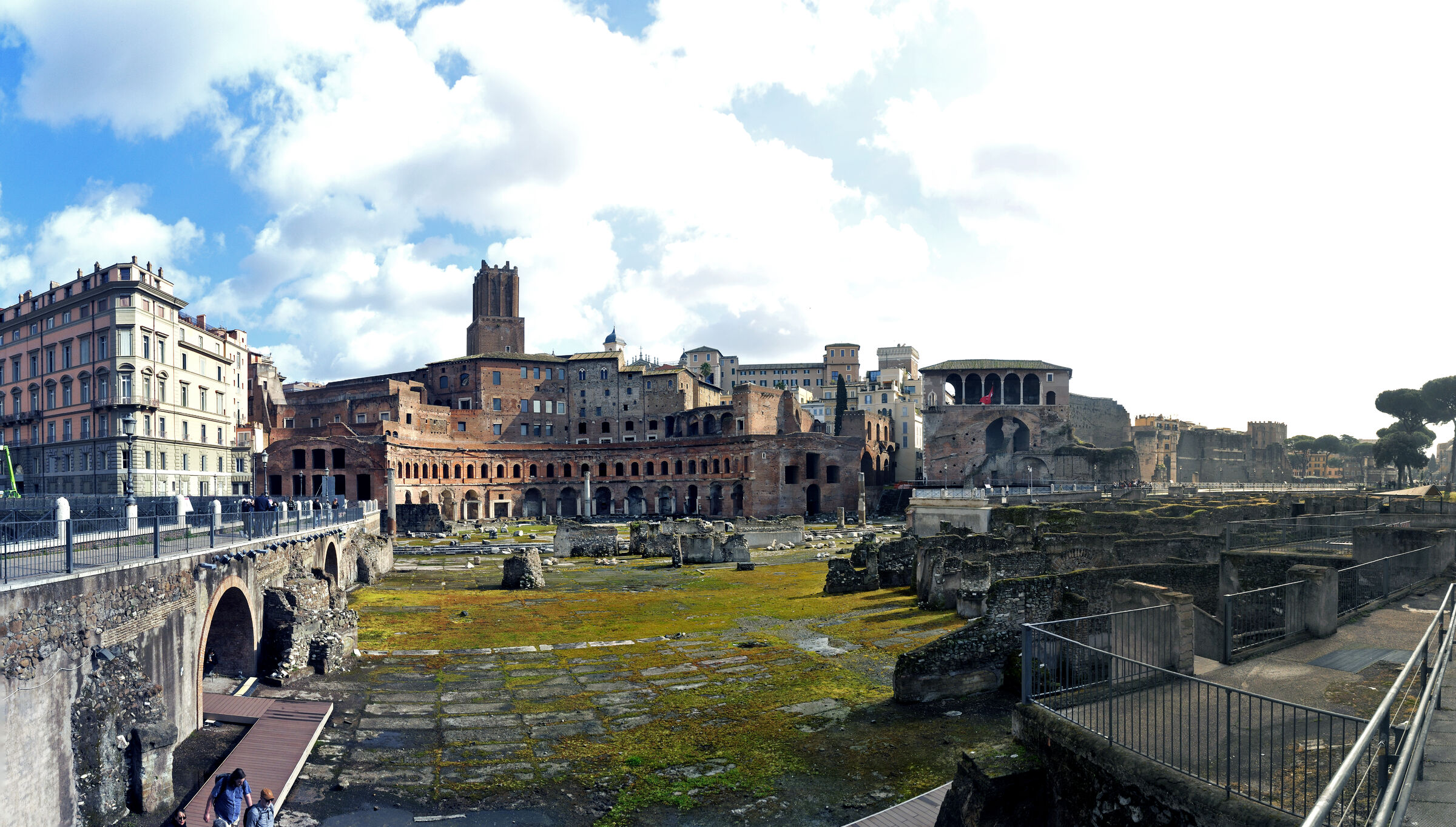 rom 2023 - – trajanforum (04) - teilpanorama