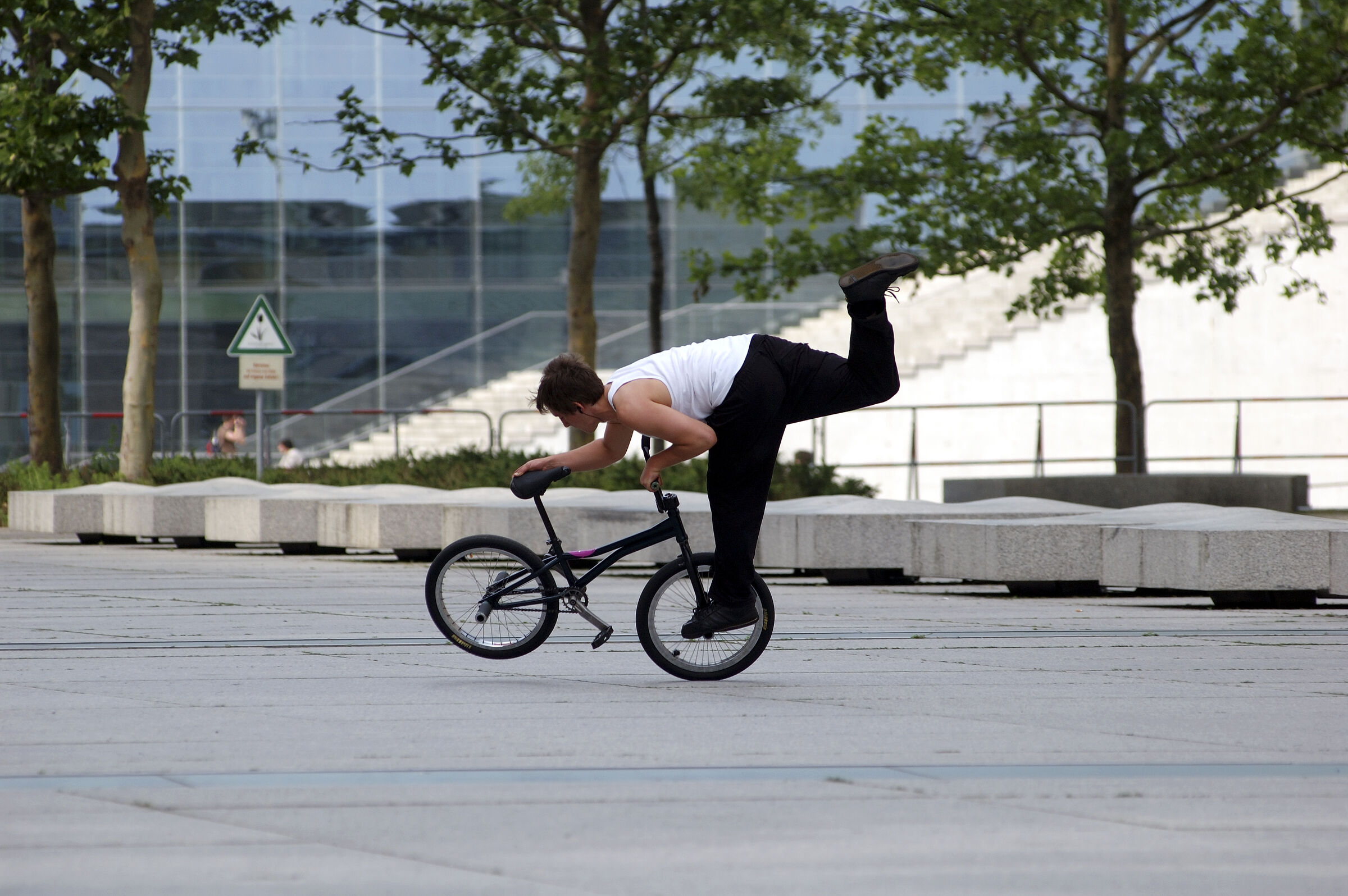 berlin regierungsviertel teil 11 - der artist 2