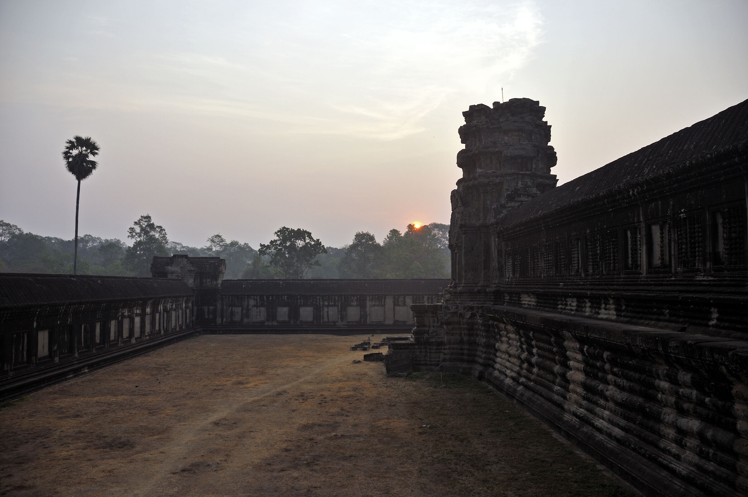 kambodscha -
tempel von anghor -
anghor wat (01)