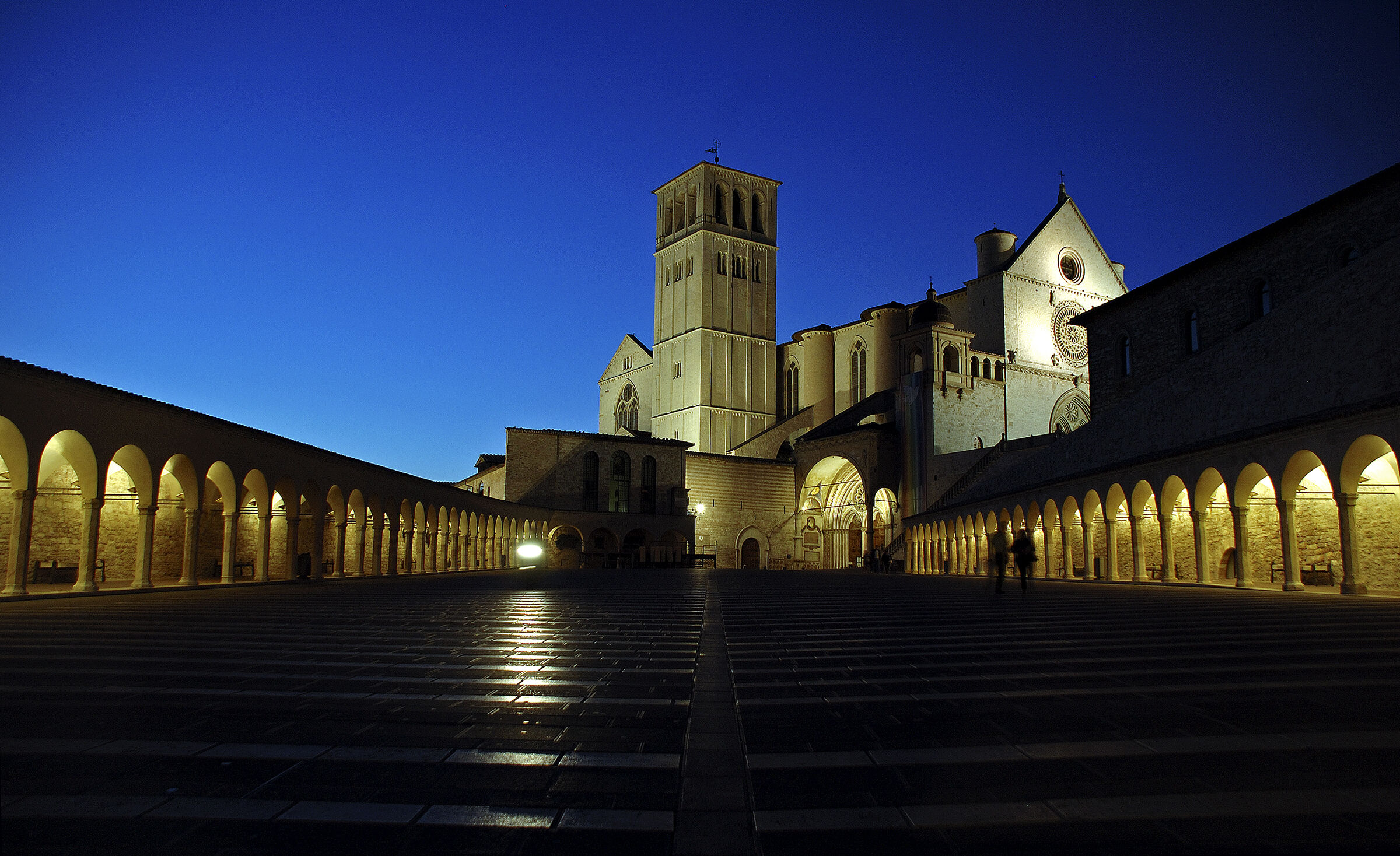 assisi nachts teil vier