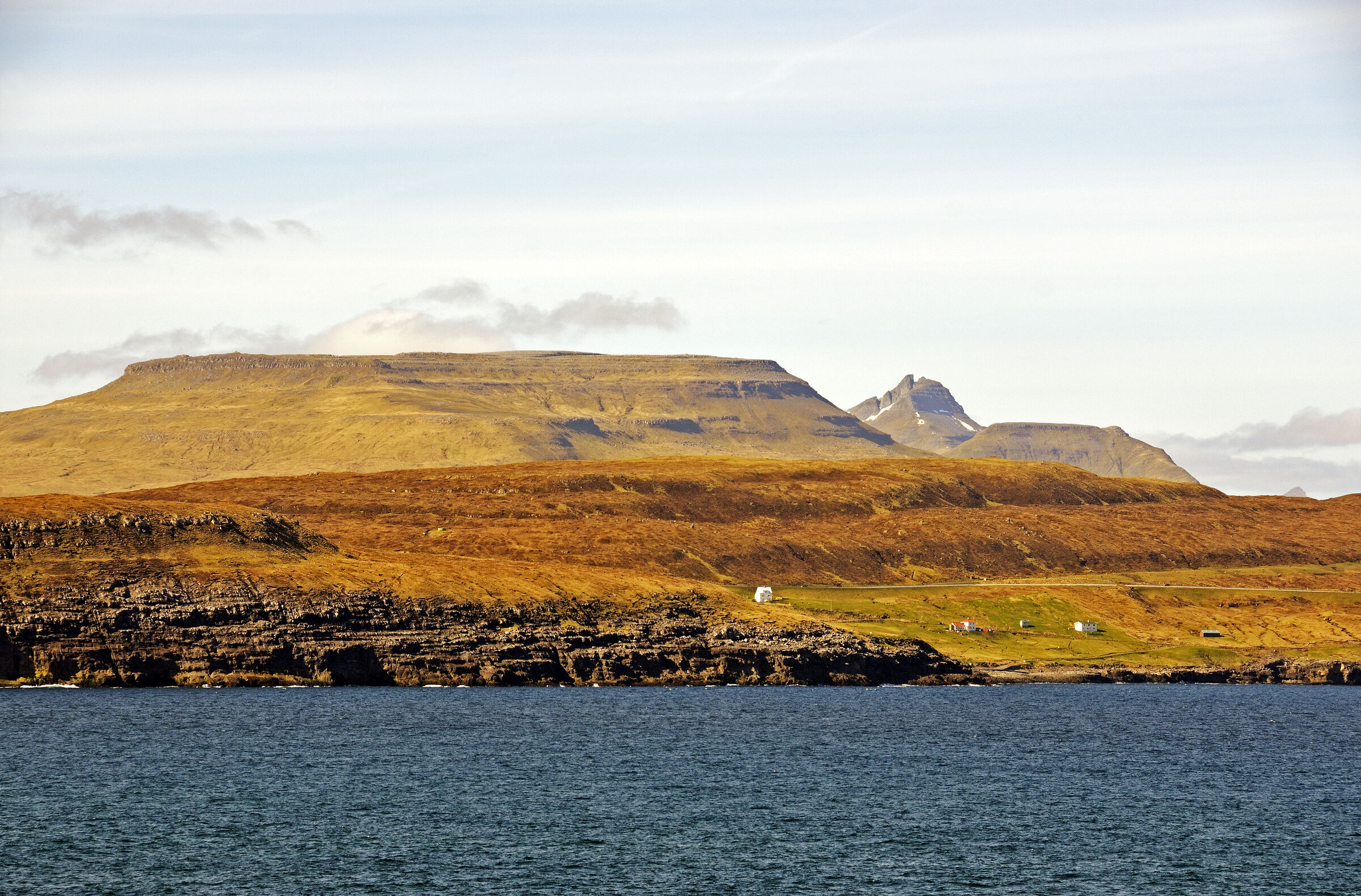 färöer inseln - vom schiff aus - bei rituvik teil 2