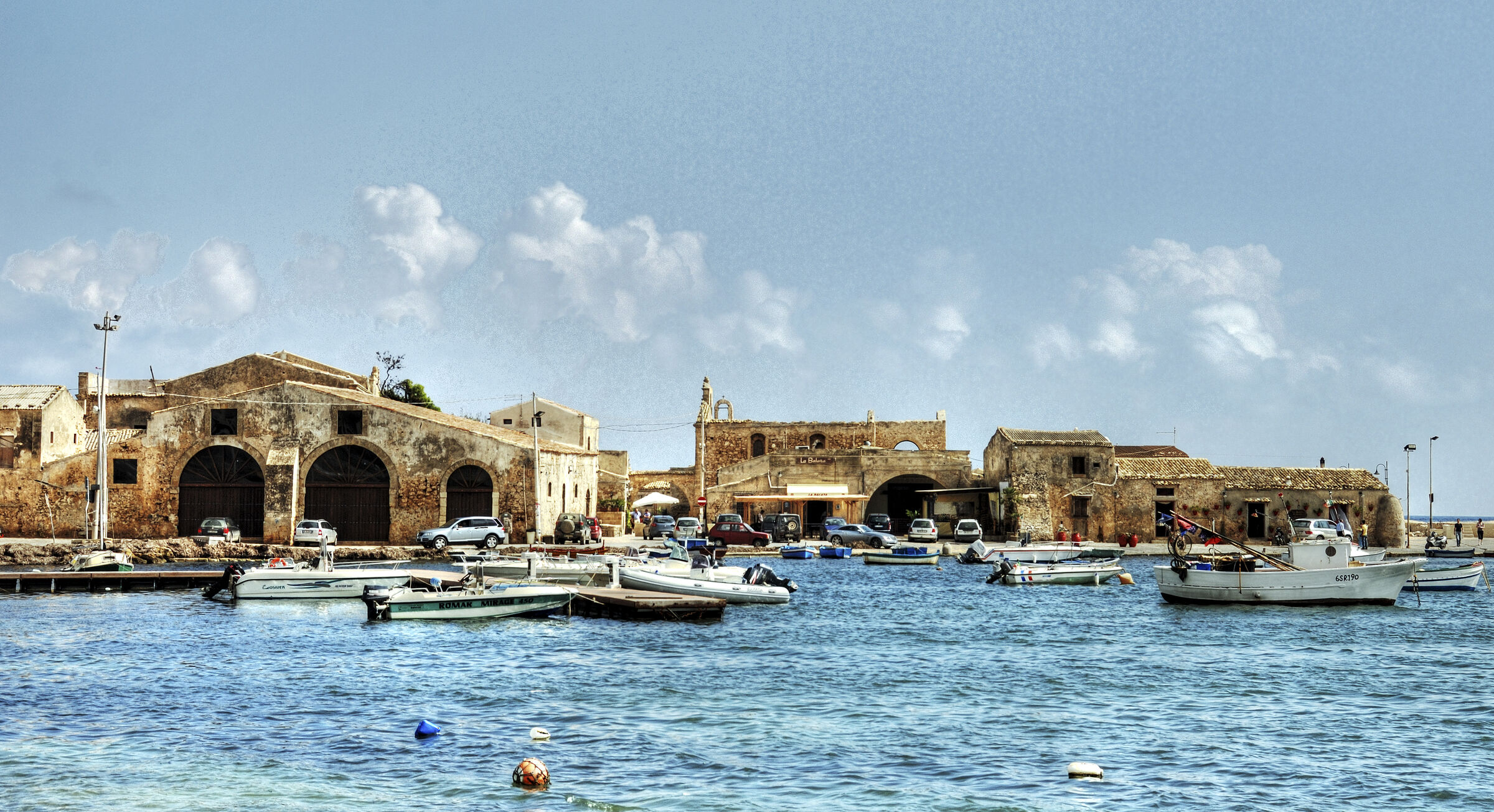 sizilien (29) - marzamemi - über der bucht