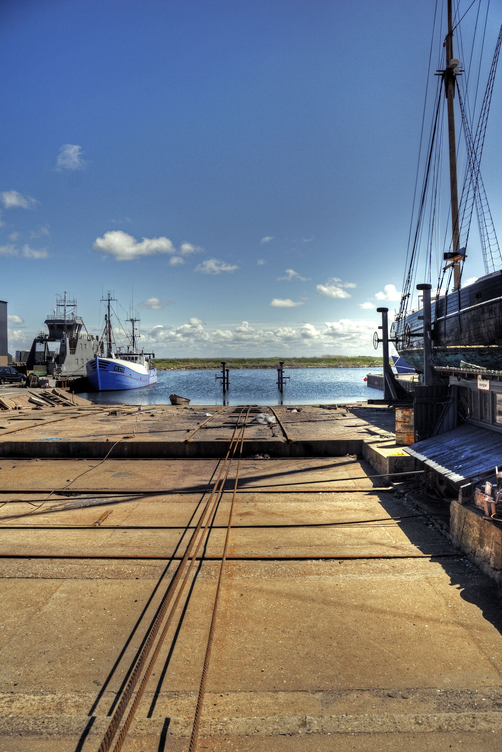dänemark - ringkobing fjord - hvide sande - auf der werft (04)