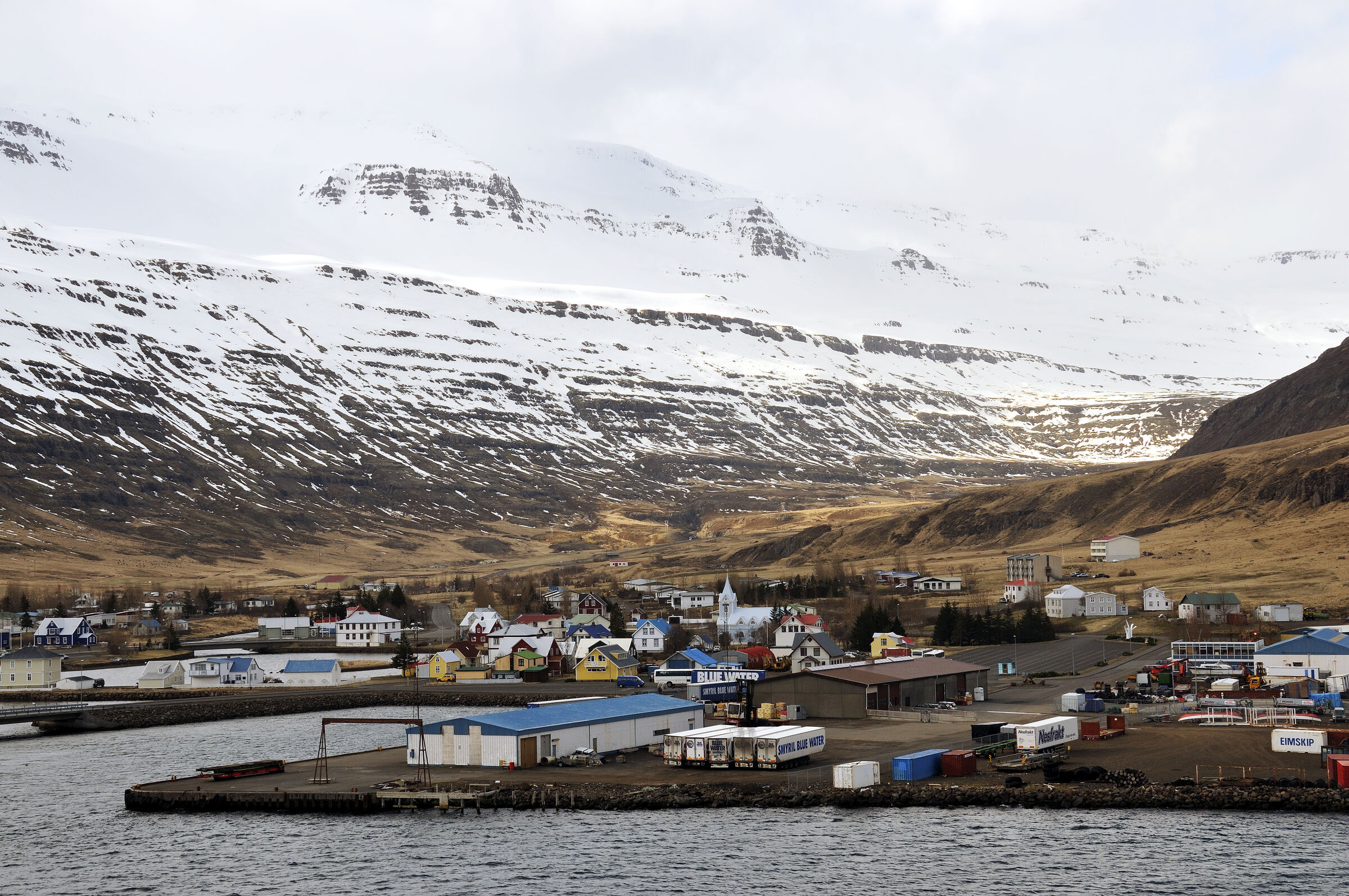 island – seydisfjördur (22) – der ort vom schiff aus teil 3