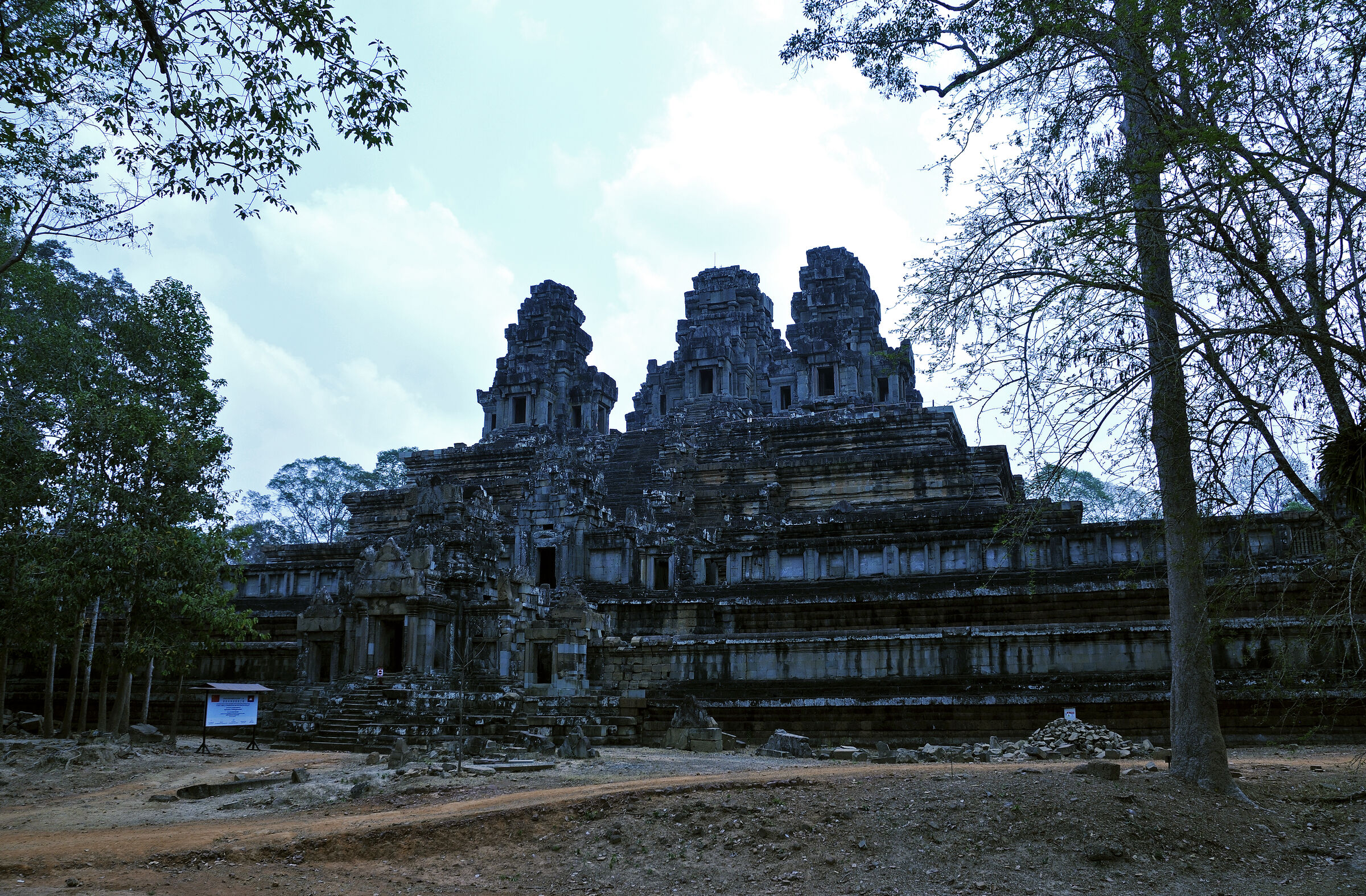 kambodscha - tempel von anghor - ta keo (23)