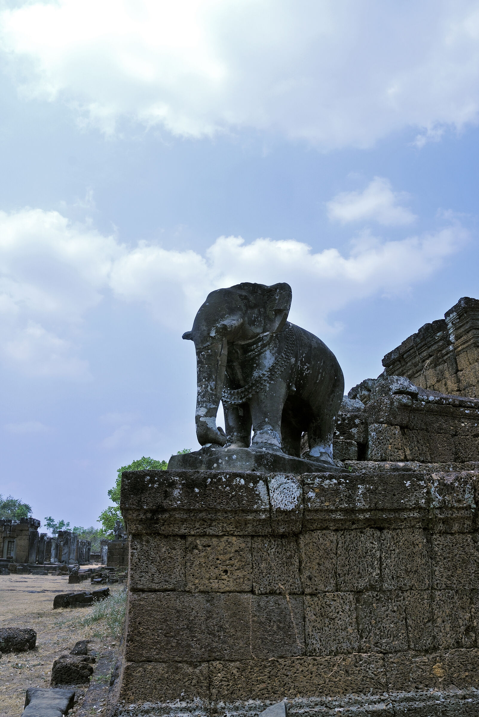 kambodscha - tempel von anghor - östlicher mebon (14)