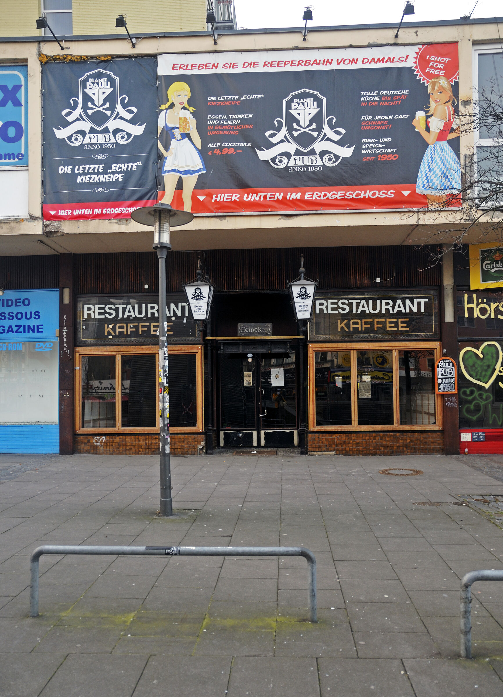 hamburg – st.pauli - die letzte „echte“ kiezkneipe