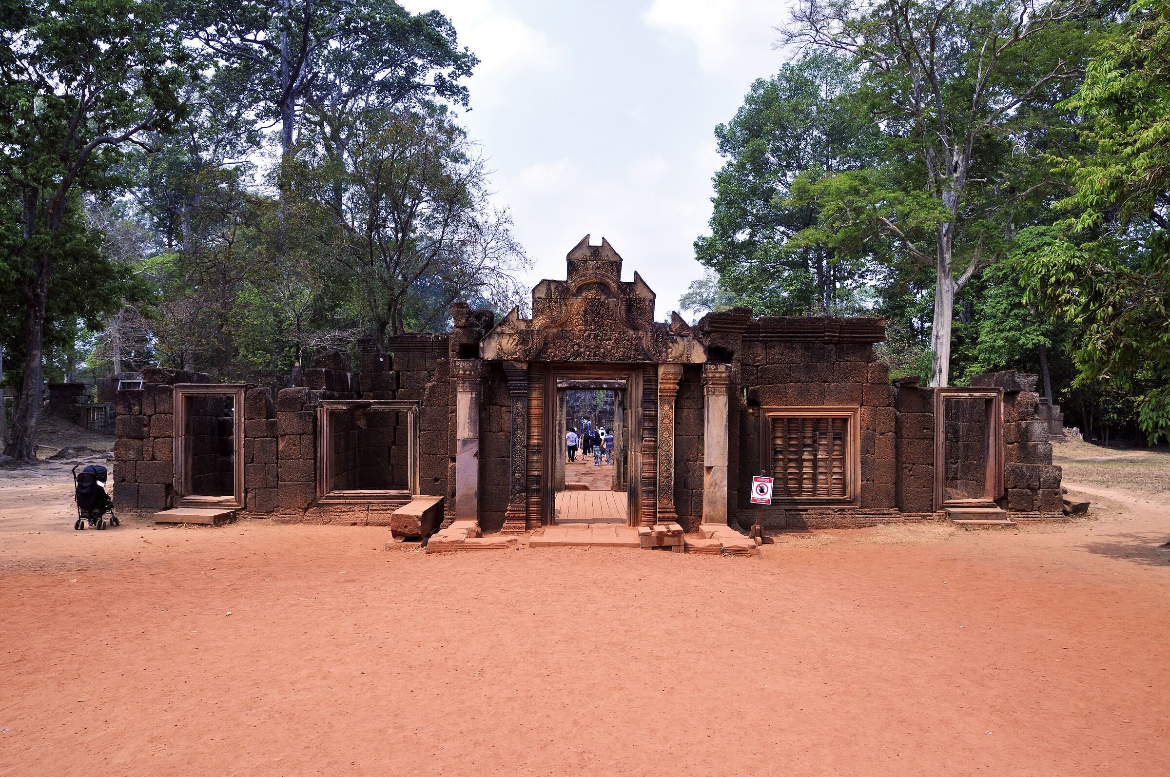 kambodscha - tempel von anghor -  banteay srei (02)