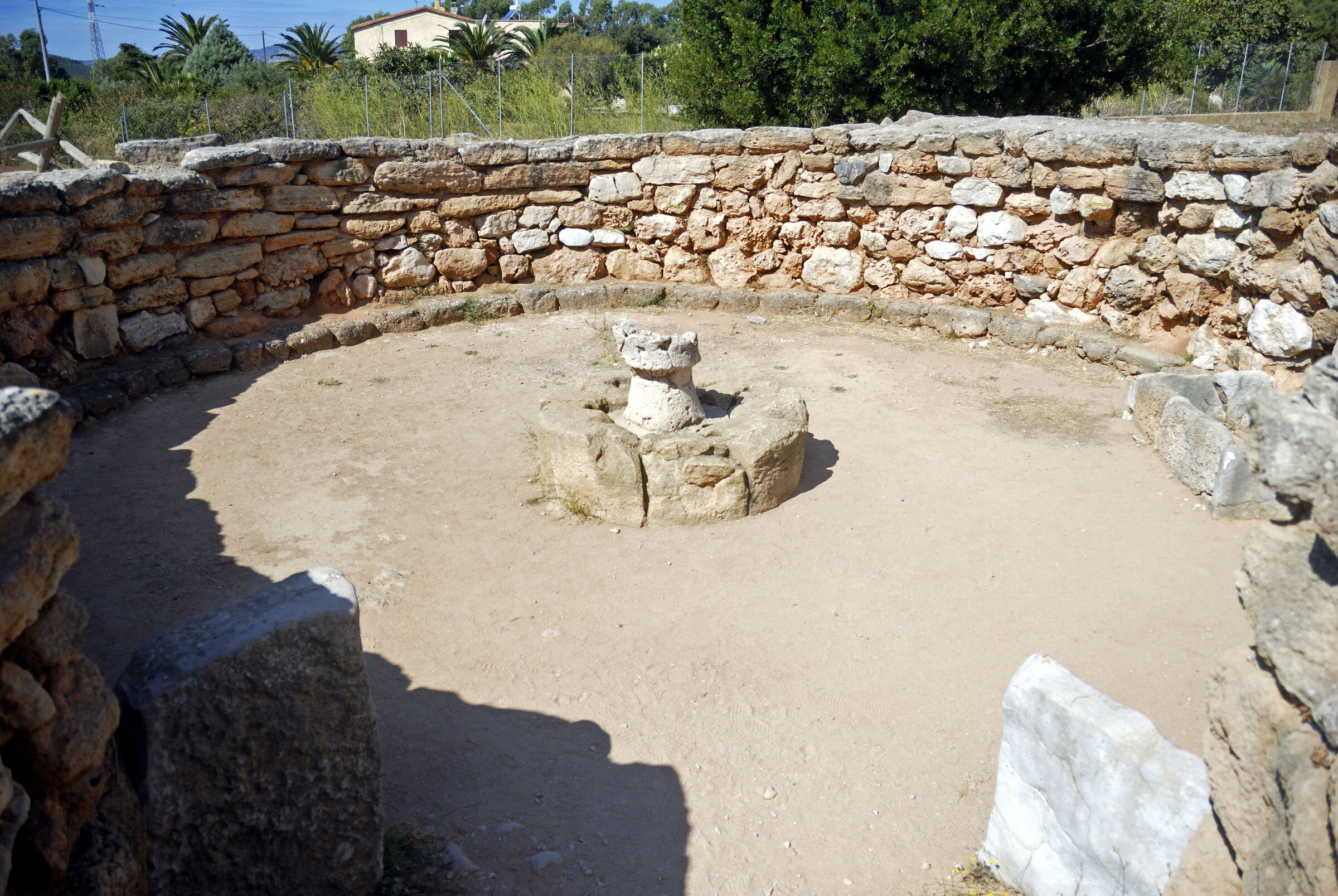 italien - sardinien - nuraghe di palmavera teil 2