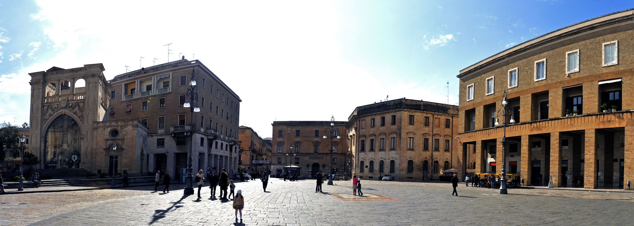 piazza s. oronzo - teilpanorama - lecce 2015 (07)