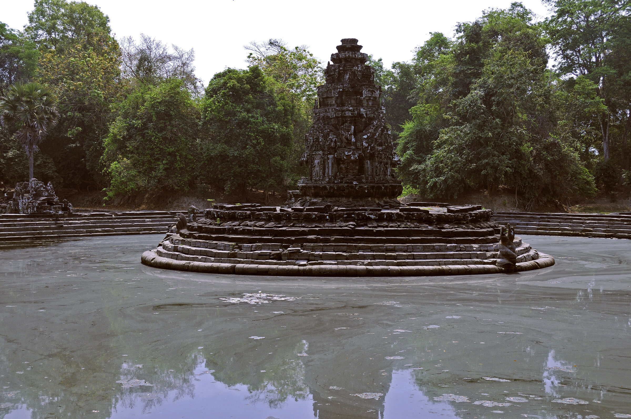 kambodscha - tempel von anghor - - nördlicher baray - neak pean