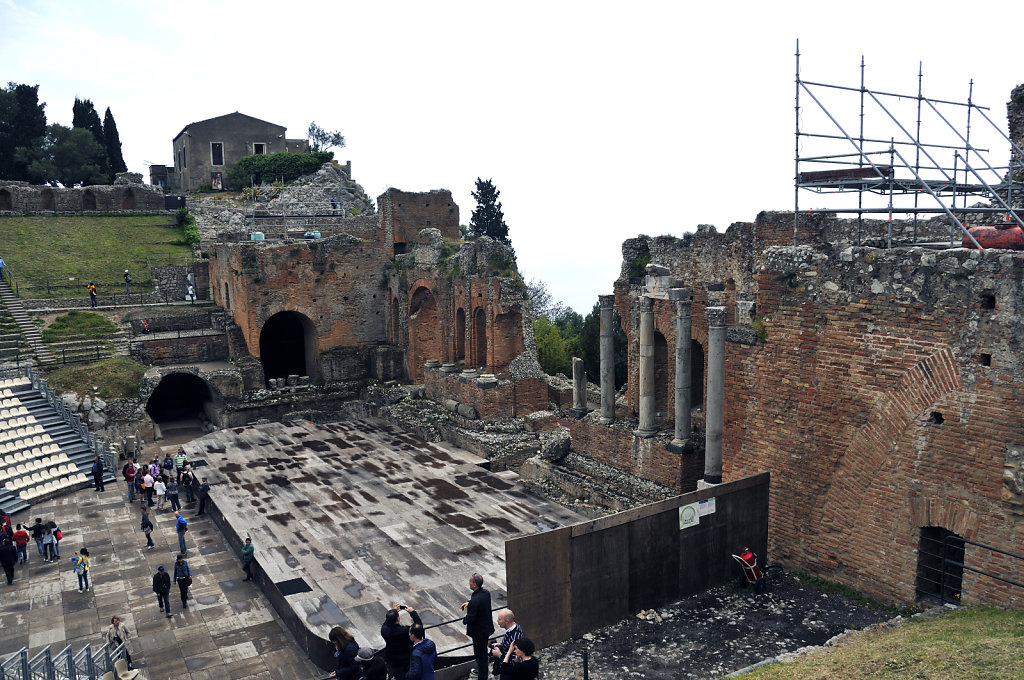 amphittheater - von der seite - taormina 2015 (04)