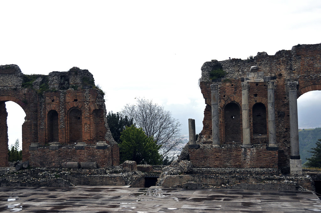 amphittheater - bühnenhintergrund - taormina 2015 (02)