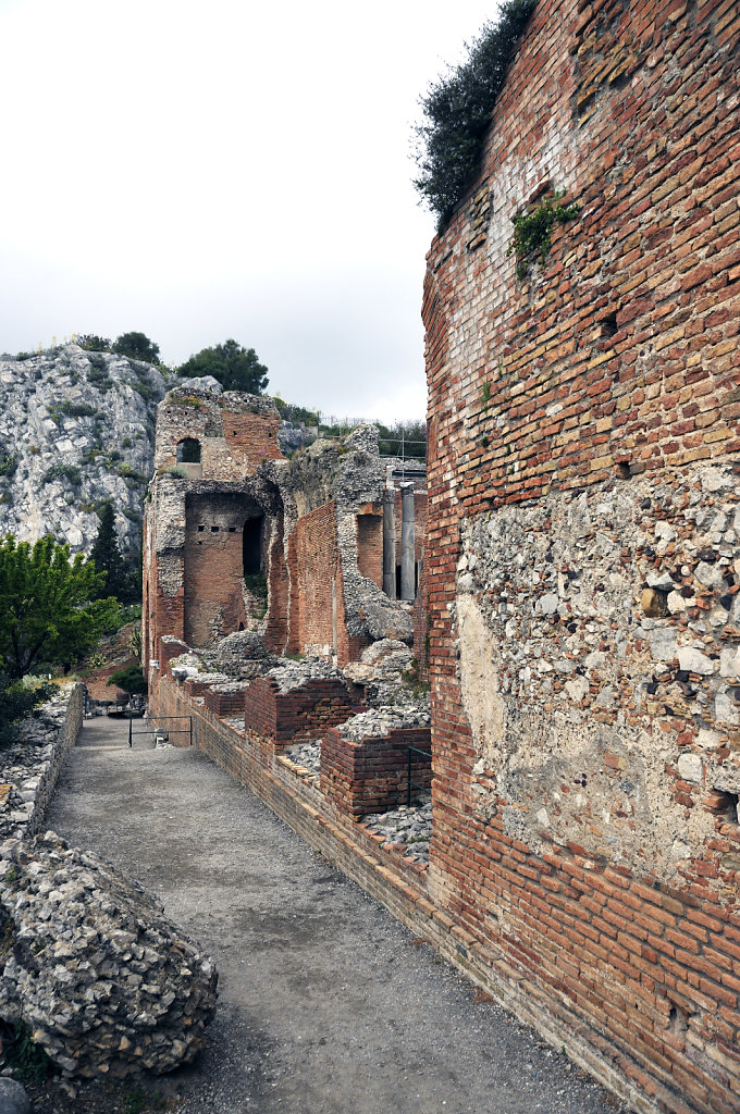 amphittheater – bühnenhintergrund teil 2 - taormina 2015 (03)