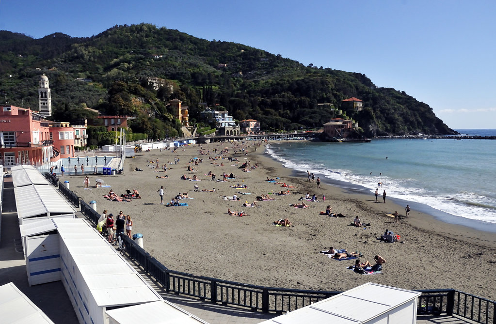 cinque terre – levanto  – am strand