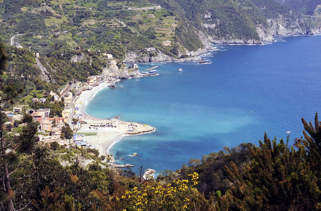 cinque terre – zwischen levanto und monterosso - blick entlang