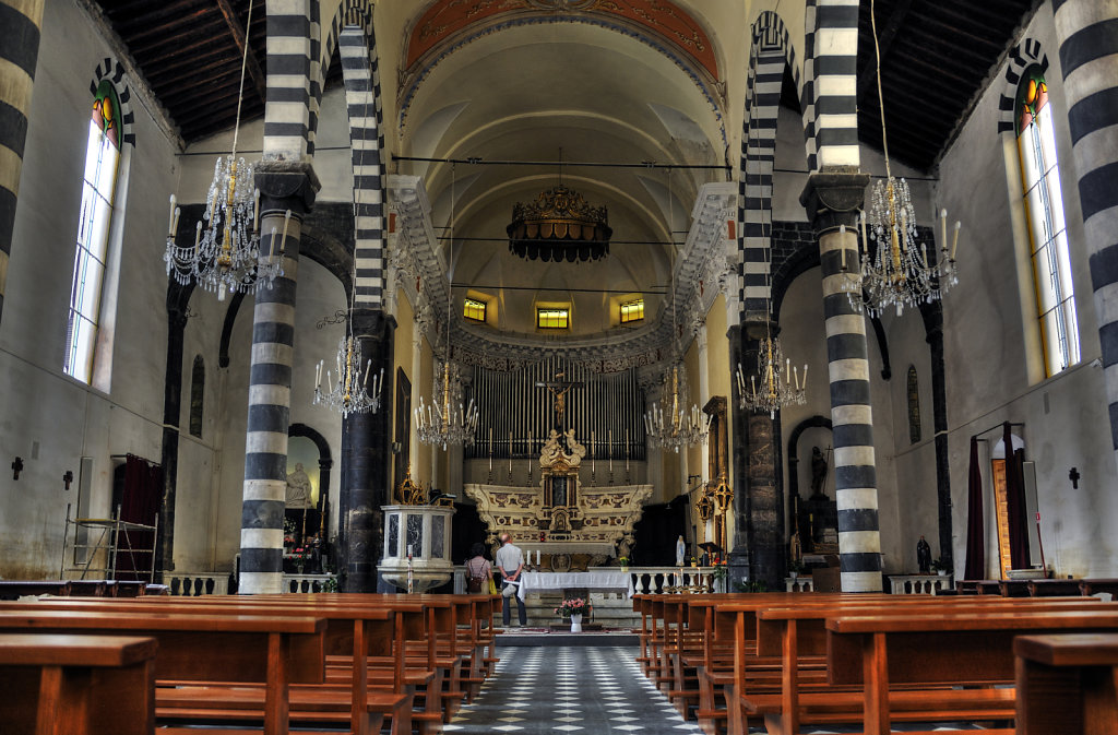 cinque terre – monterosso al mare - chiesa s. giovanni baptist