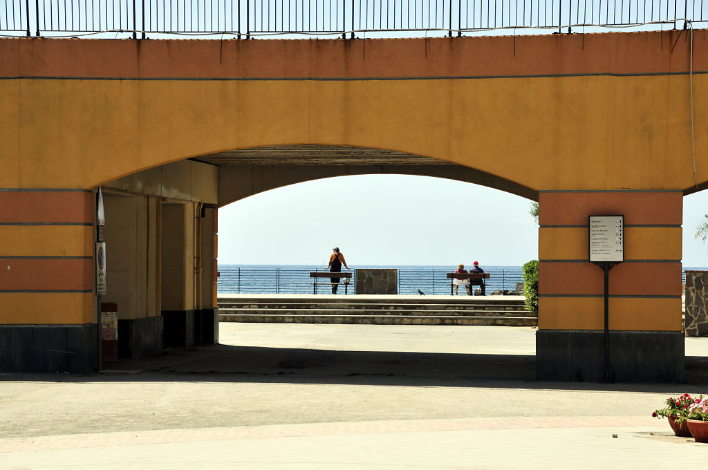 cinque terre – monterosso al mare- an der promenade