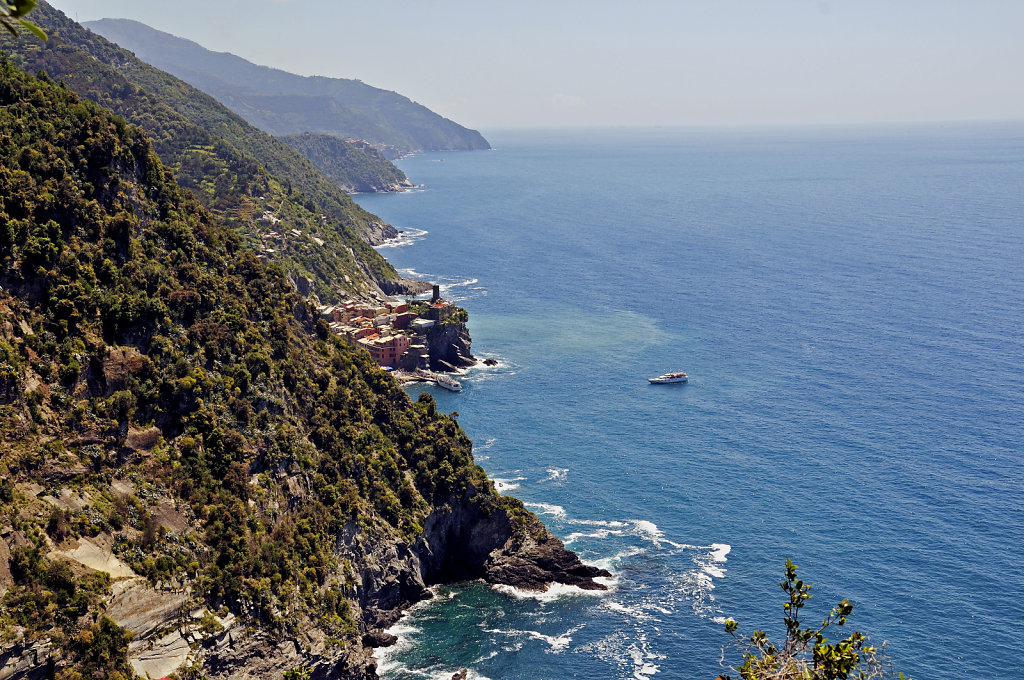 cinque terre - zwischen monterosso und vernazza -  ausblick teil