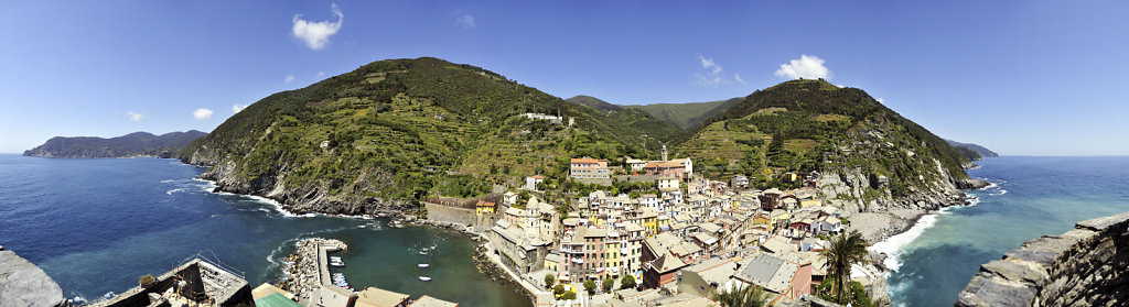 cinque terre - vernazza - der blick vom turm - 180° teilpanoram