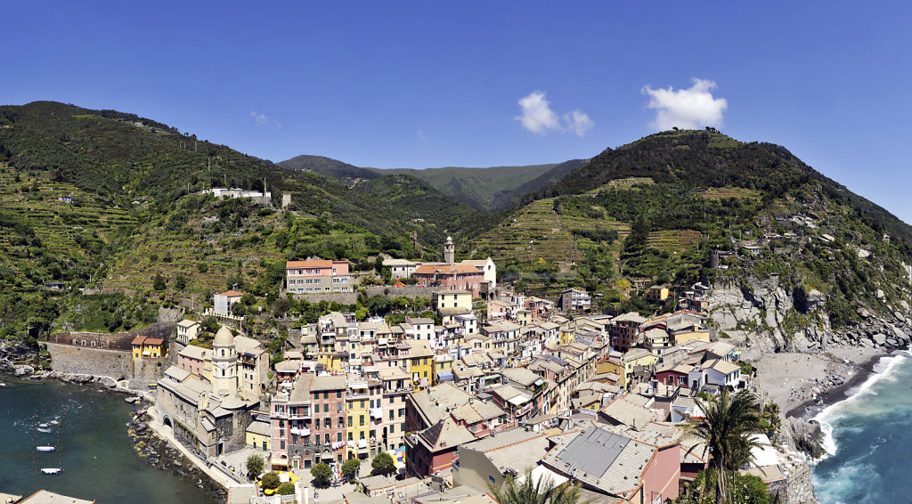 cinque terre - vernazza - der blick vom turm - teilpanorama