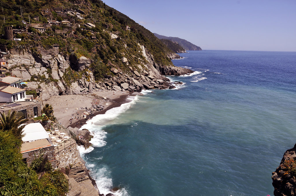 cinque terre - vernazza - der strand von oben