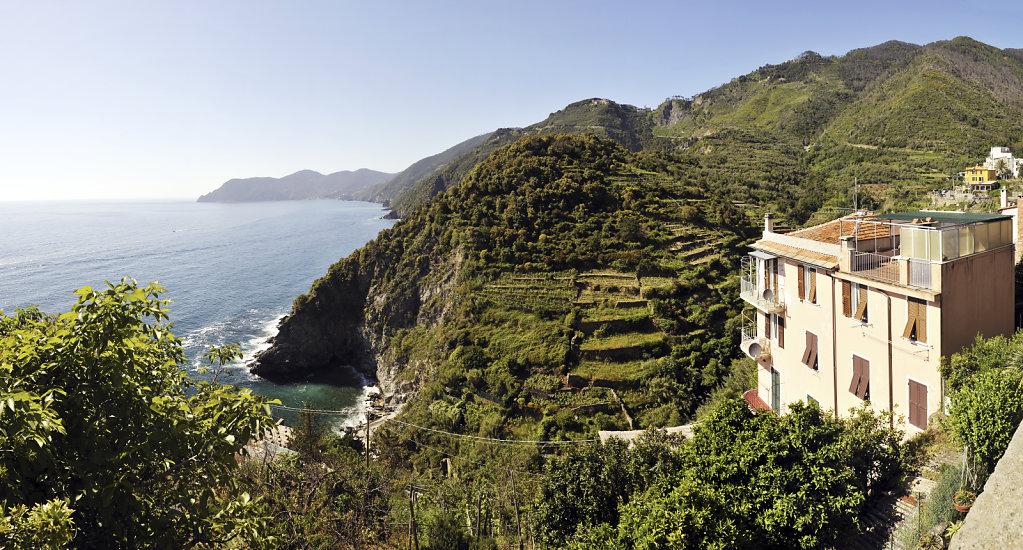 cinque terre - corniglia -  blick nach norden - teilpanorama