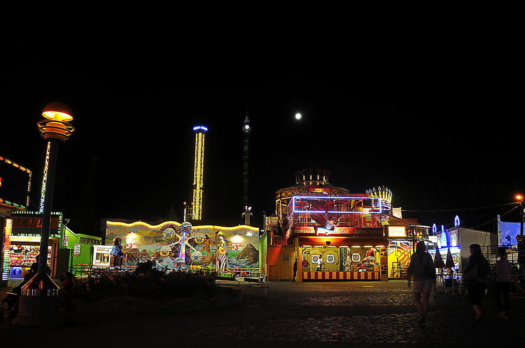 österreich - wien - night shots – prater -  vollmond