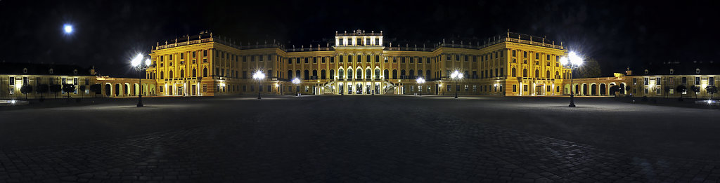 österreich - wien - night shots – schloss schönbrunn - teilp