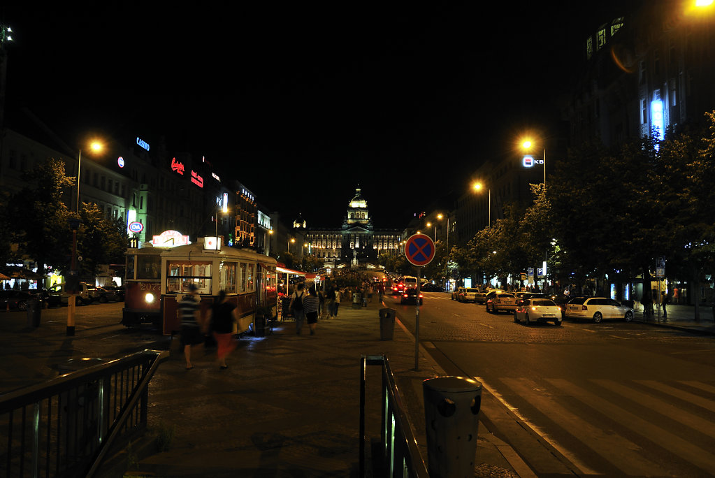 tschechien - prag - night shots - wenzelsplatz teil 5