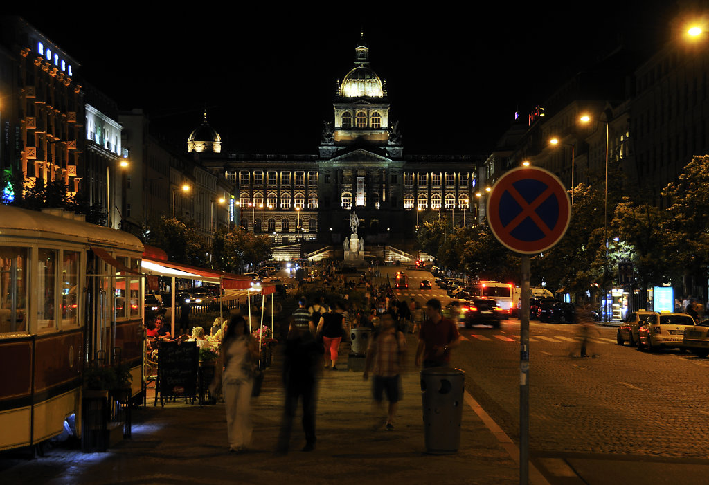 tschechien - prag - night shots - wenzelsplatz teil 6