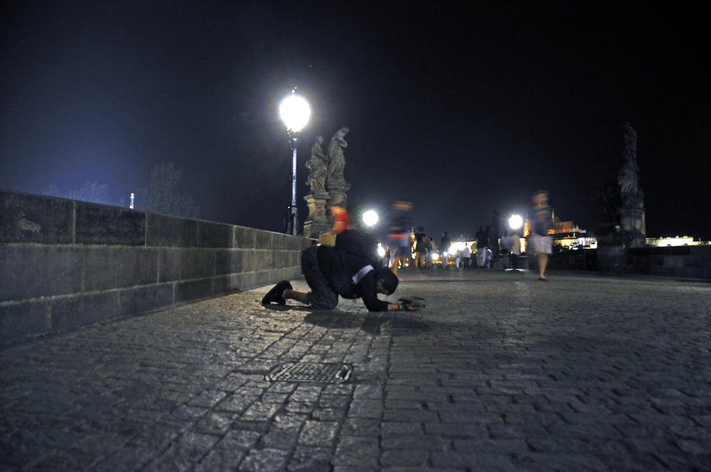 tschechien - prag - night shots - demut