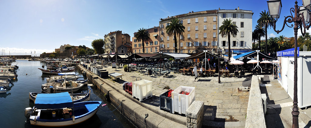 korsika  - ajaccio – quai napoléon teilpanorama