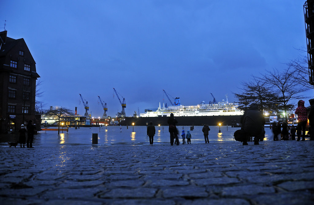 hamburg - sturmflut dezember 2013 – fischmarkt teil 3