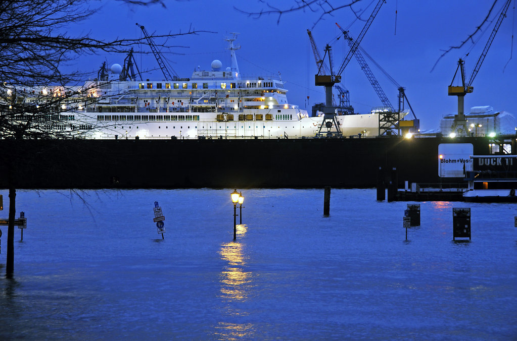 hamburg - sturmflut dezember  2013 – land unter teil 2