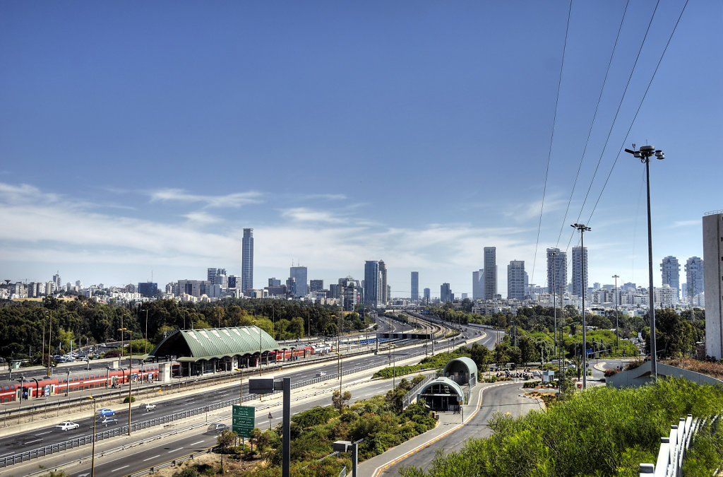 israel – tel aviv - bahnstation universität 