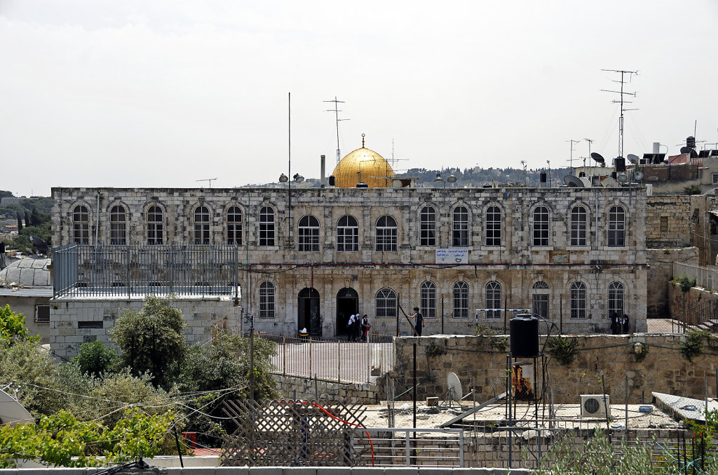 israel – jerusalem - der blick von der mauer - der schulhof te