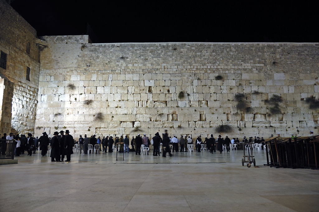 israel – jerusalem - vor der klagemauer nachts