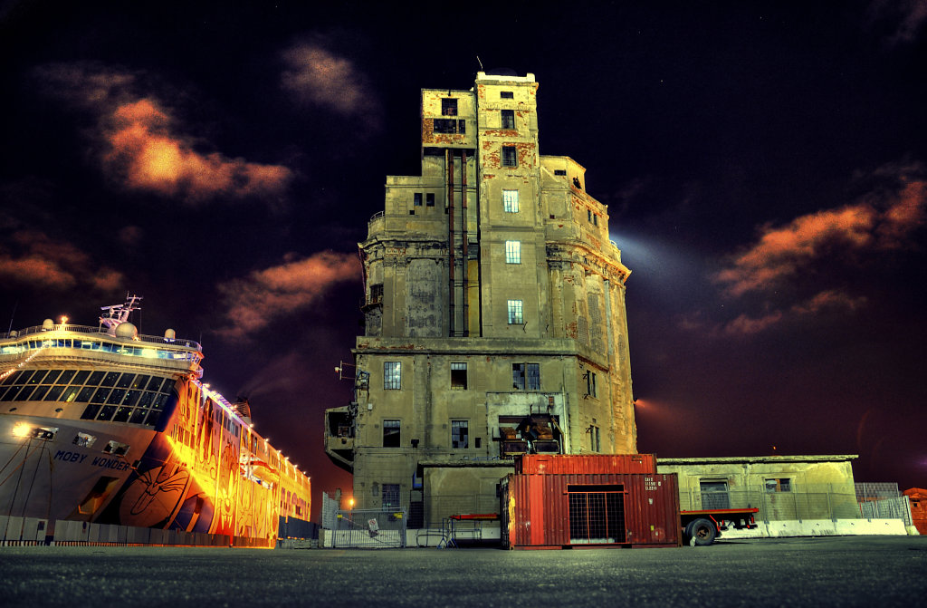 italien - livorno - abandoned