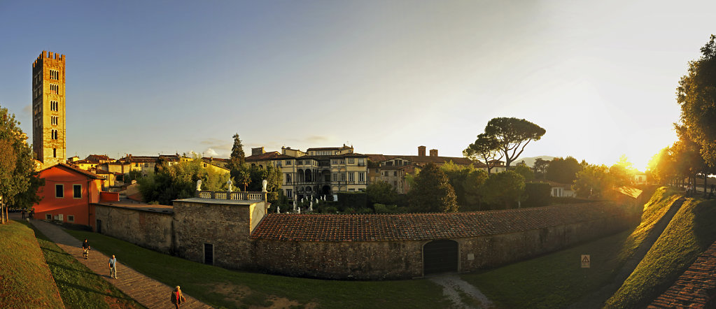 italien- lucca - palazzo pfanner teilpanorama