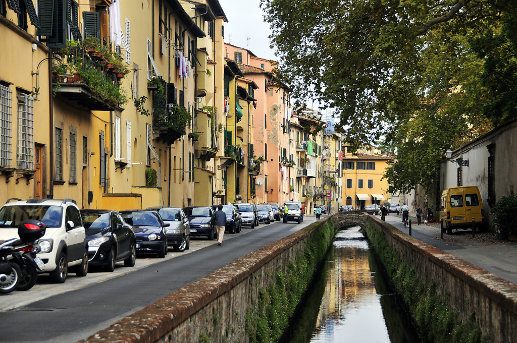 italien- lucca - via del fosso