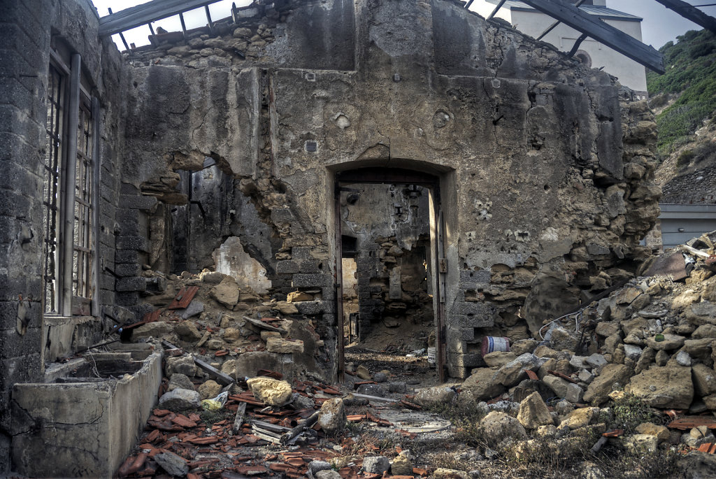 italien - sardinien - argentiera – ruine